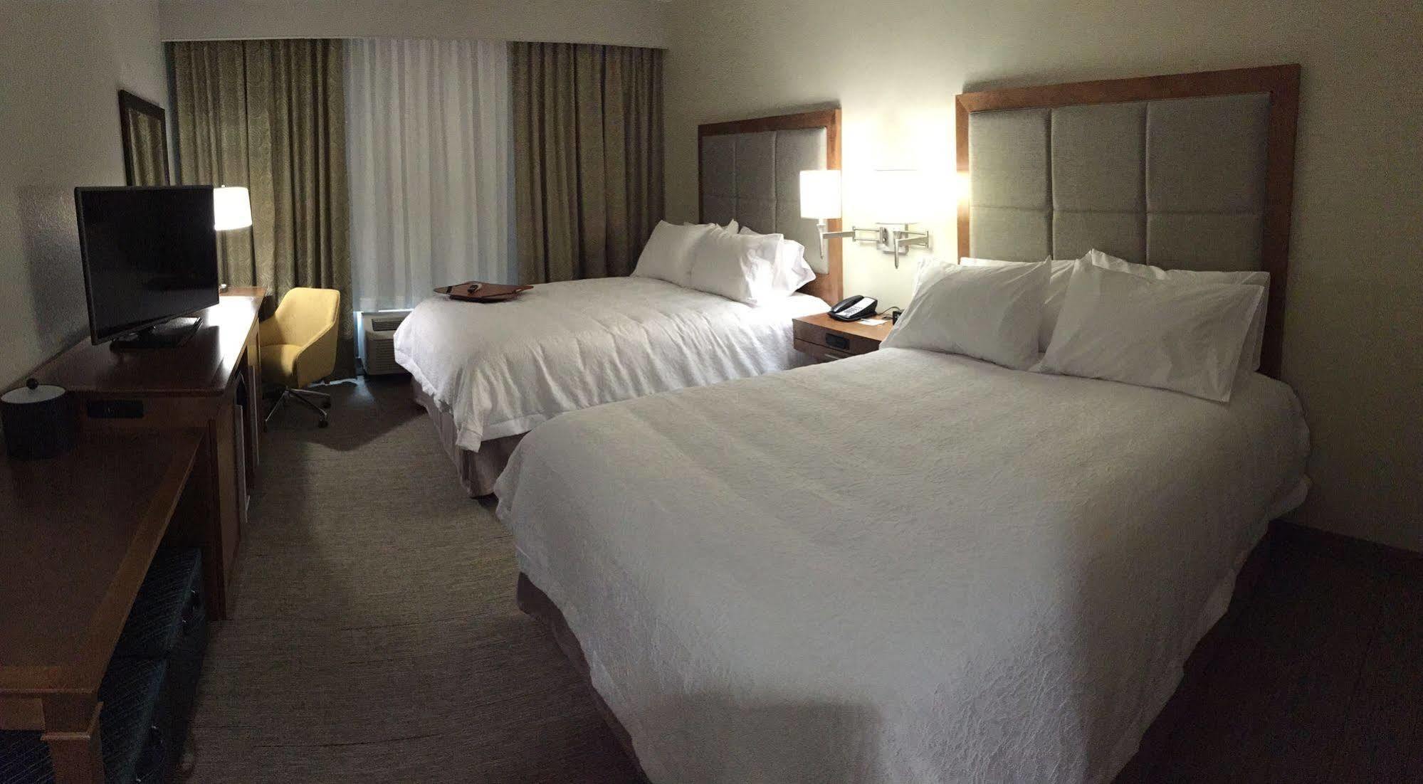 Hampton Inn & Suites - Knoxville Papermill Drive, Tn Zewnętrze zdjęcie